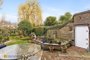 Photo 17- click for photo gallery